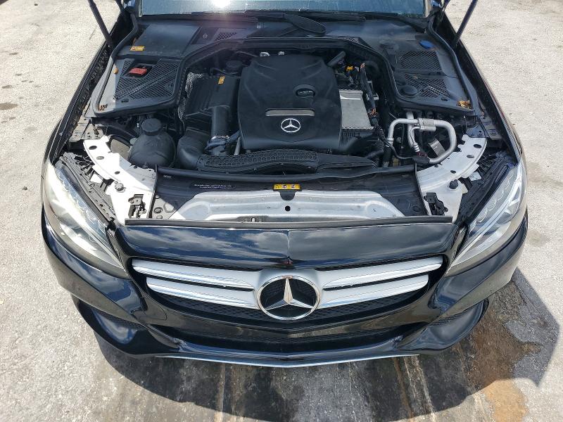 2015 Mercedes-benz C მანქანა იყიდება აუქციონზე, vin: 55SWF4JB6FU082874, აუქციონის ნომერი: 51378466