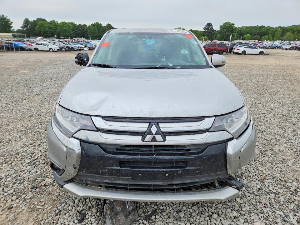 2018 Mitsubishi Outlander მანქანა იყიდება აუქციონზე, vin: JA4AD3A31JZ005380, აუქციონის ნომერი: 51998526