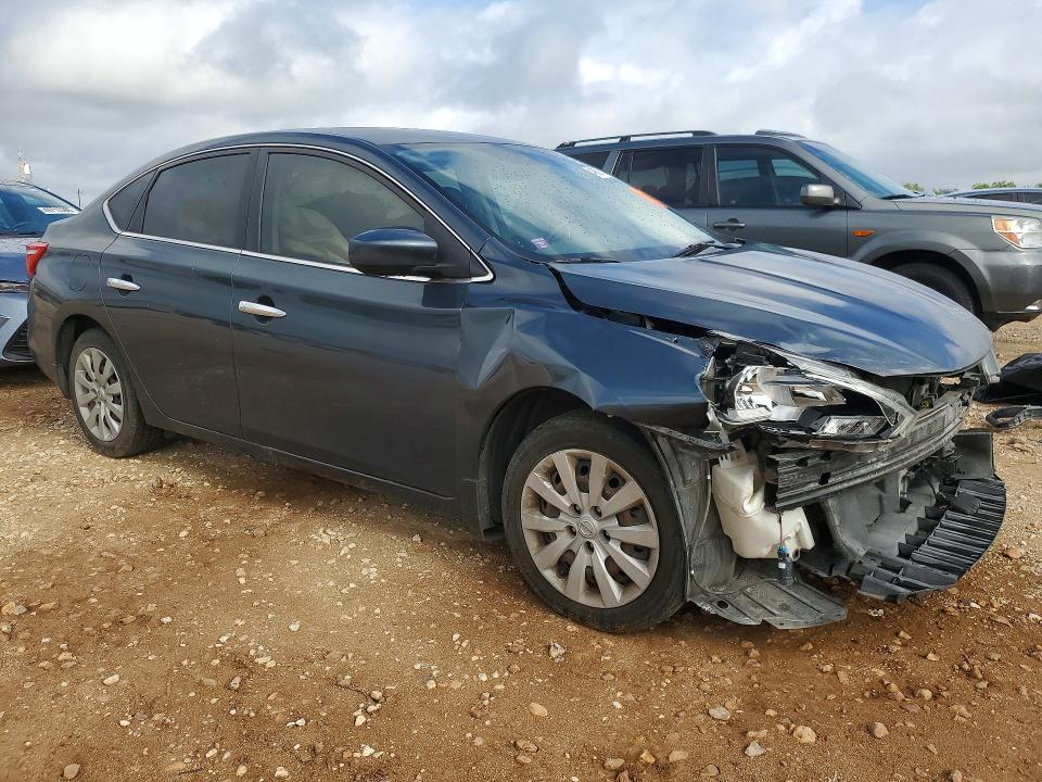 49501536 :رقم المزاد ، 3N1AB7AP8KY234255 vin ، 2019 Nissan Sentra مزاد بيع
