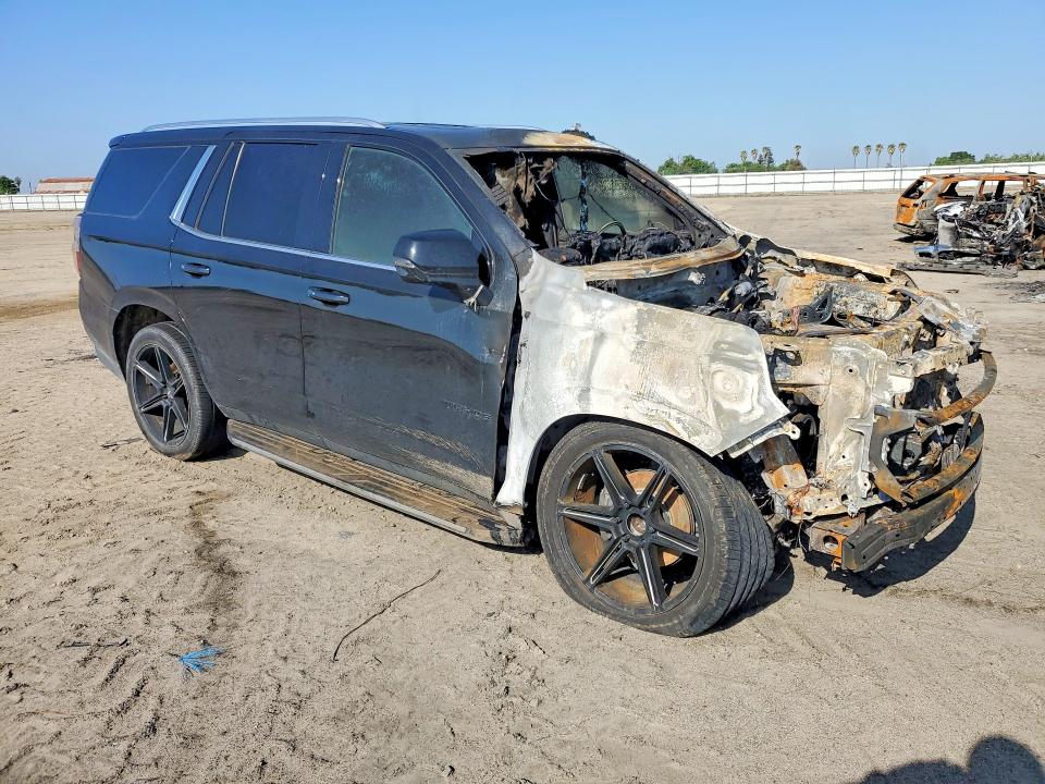 51551076 :رقم المزاد ، 1GNSCNKD6MR155352 vin ، 2021 Chevrolet Tahoe مزاد بيع