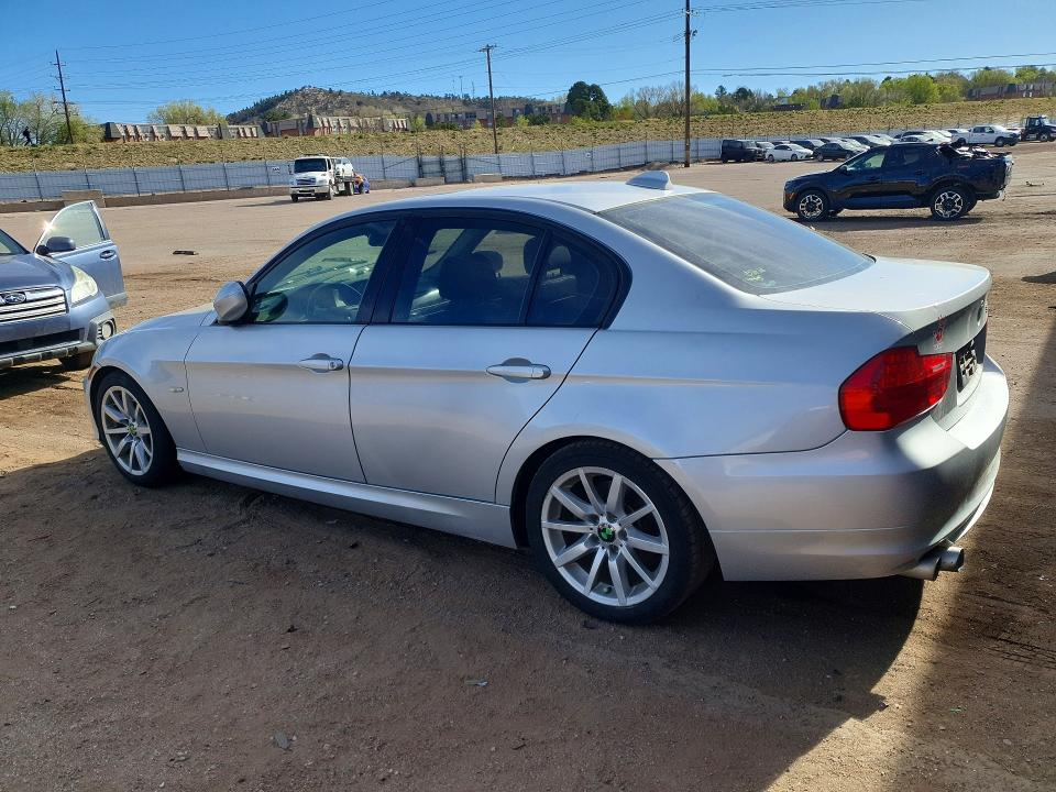 49391956 :رقم المزاد ، WBAPH5G54BNM73649 vin ، 2011 Bmw 328 مزاد بيع