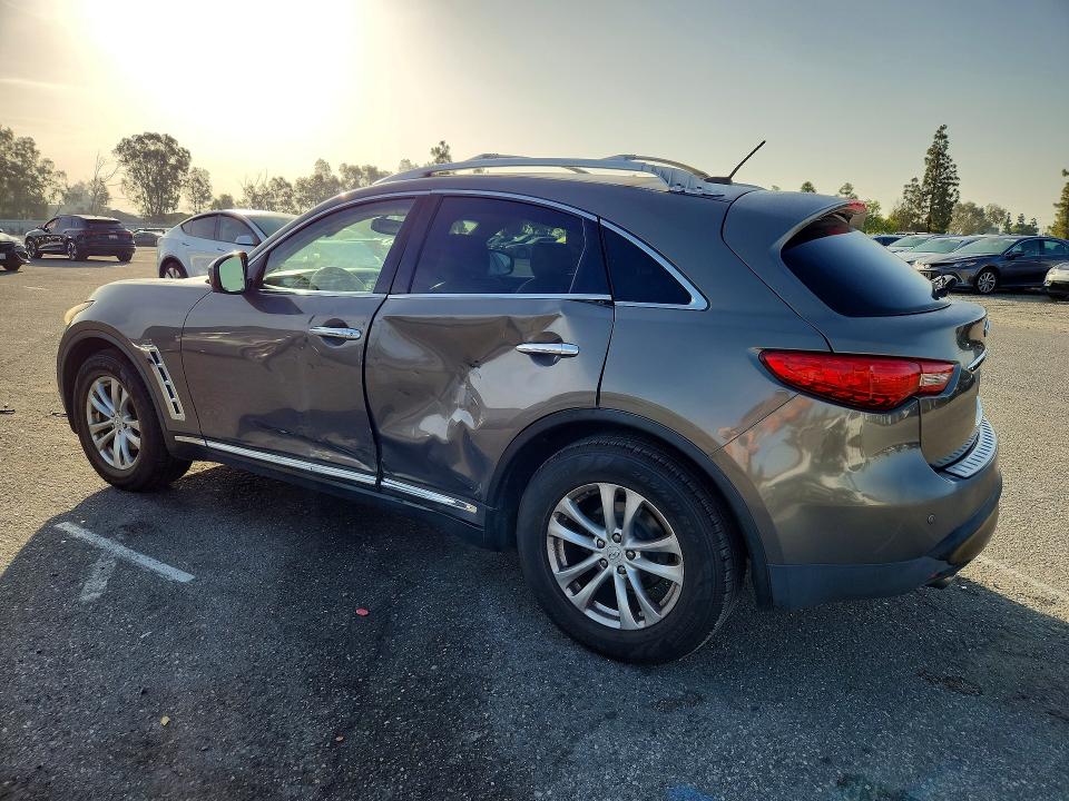 50418576 :رقم المزاد ، JN8AS1MU2BM710390 vin ، 2011 Infiniti Fx35 مزاد بيع