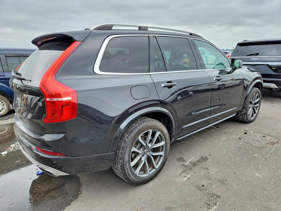 49400026 :رقم المزاد ، YV4102KK0H1163135 vin ، 2017 Volvo Xc90 مزاد بيع