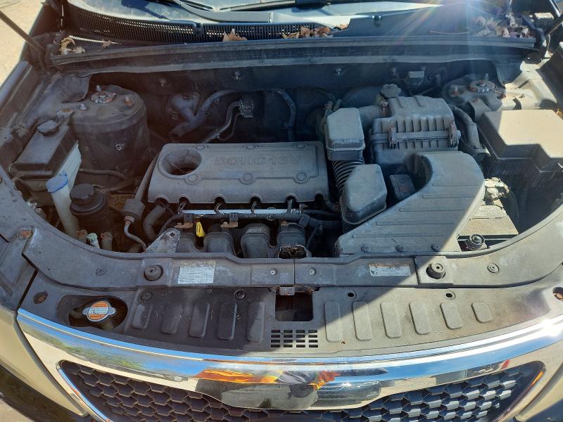 2011 Kia Sorento მანქანა იყიდება აუქციონზე, vin: 5XYKT4A1XBG174637, აუქციონის ნომერი: 50573396