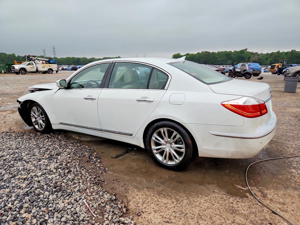 Продажа на аукционе авто 2011 Hyundai Genesis, vin: KMHGC4DF2BU139615, номер лота: 51676026