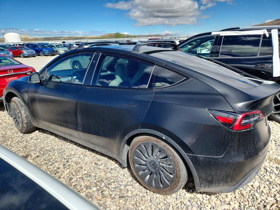 79590395 :رقم المزاد ، 7SAYGAEE6PF855728 vin ، 2023 Tesla Model Y مزاد بيع