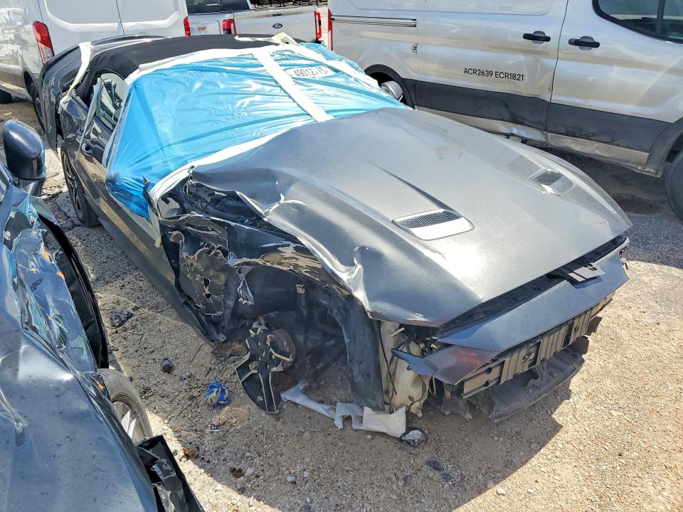 49012716 :رقم المزاد ، 1FATP8UH6L5125492 vin ، 2020 Ford Mustang مزاد بيع