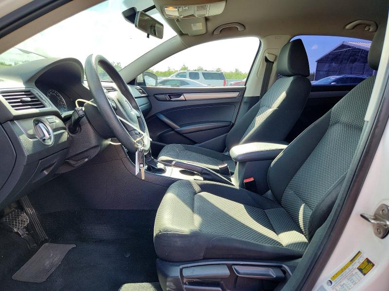 2015 Volkswagen Passat მანქანა იყიდება აუქციონზე, vin: 1VWAT7A36FC077263, აუქციონის ნომერი: 51443626