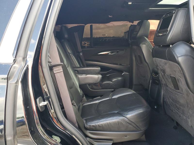 50484646 :رقم المزاد ، 1GYS3DKJ1HR316134 vin ، 2017 Cadillac Escalade مزاد بيع