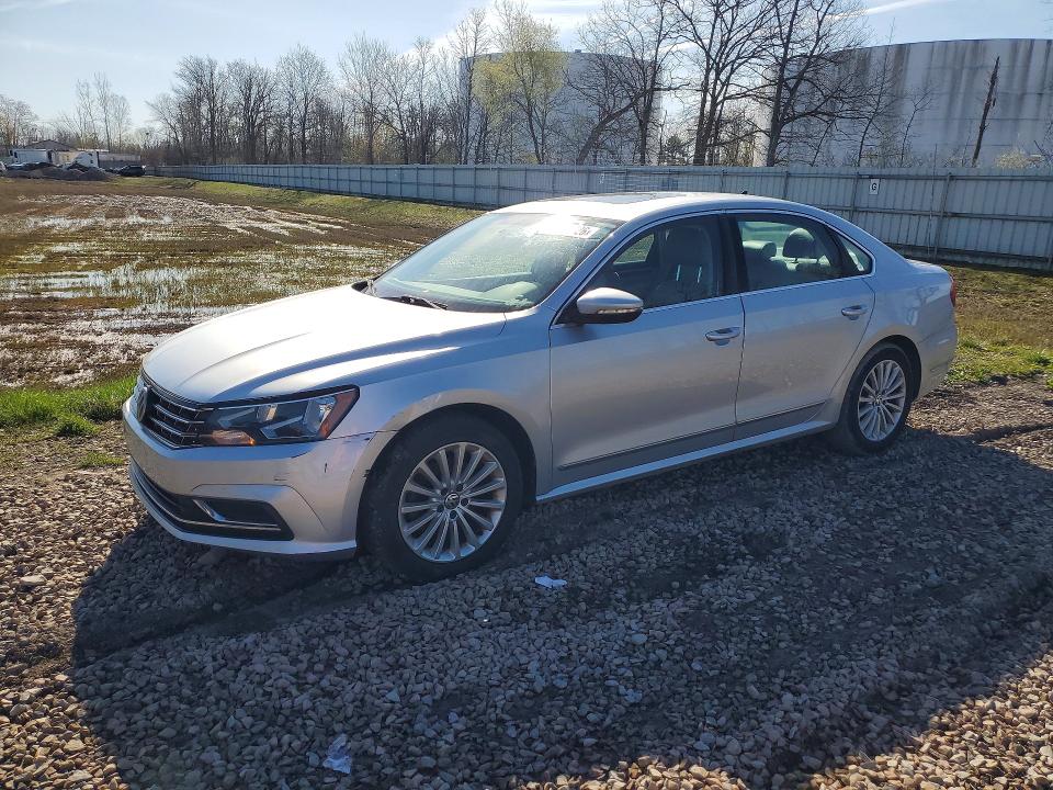 Продаж на аукціоні авто 2016 Volkswagen Passat, vin: 1VWBS7A36GC032915, номер лоту: 49298226