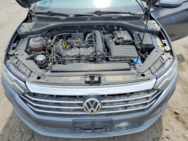 50678786 :رقم المزاد ، 3VWC57BU1MM045102 vin ، 2021 Volkswagen Jetta مزاد بيع