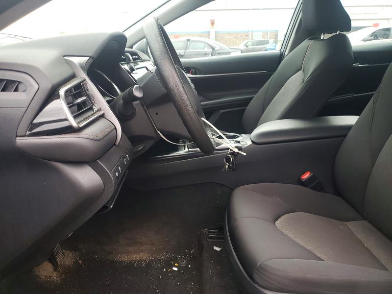 50675126 :رقم المزاد ، 4T1C11BK2LU003425 vin ، 2020 Toyota Camry مزاد بيع