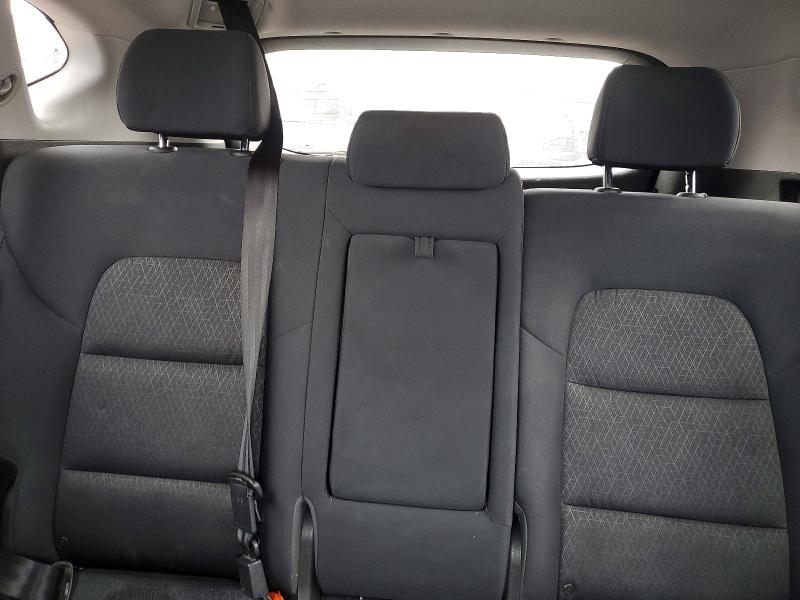 Продаж на аукціоні авто 2016 Hyundai Tucson, vin: KM8J33A40GU050832, номер лоту: 51167276