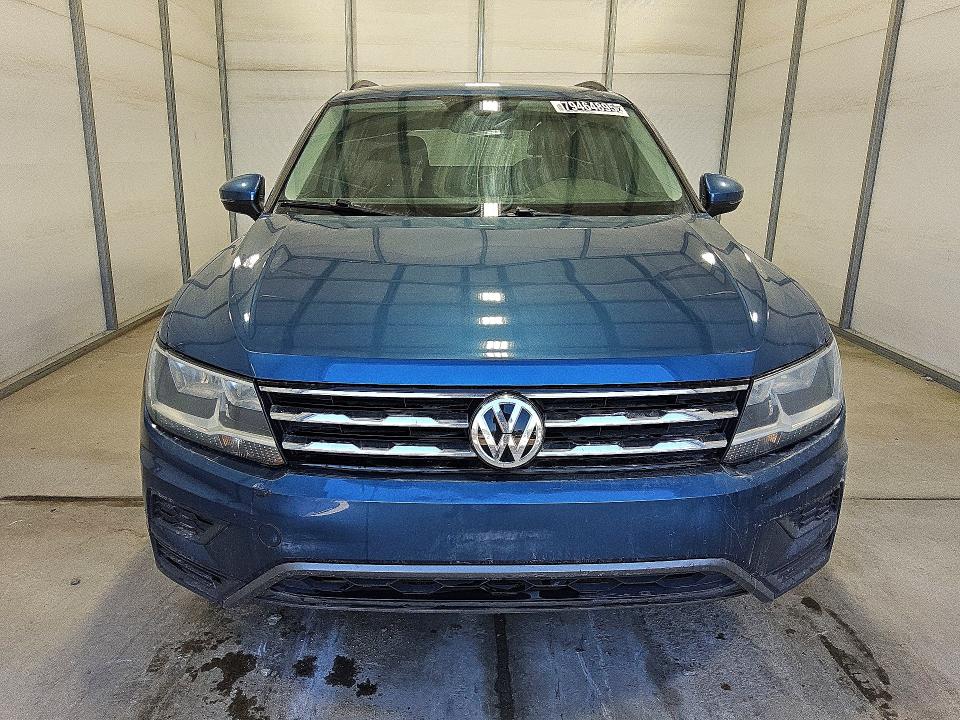 Продажа на аукционе авто 2020 Volkswagen Tiguan, vin: 3VV3B7AX2LM113964, номер лота: 79464895