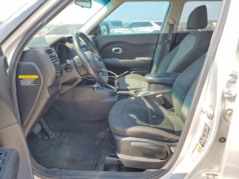 2017 Kia Soul მანქანა იყიდება აუქციონზე, vin: KNDJP3A54H7467372, აუქციონის ნომერი: 51353026
