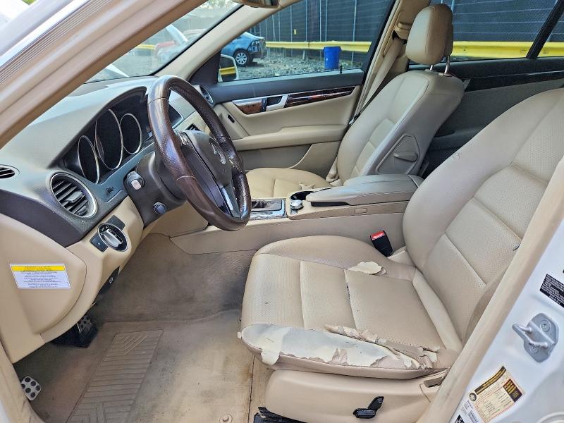 51093436 :رقم المزاد ، WDDGF4HB7DR280825 vin ، 2013 Mercedes-benz C مزاد بيع