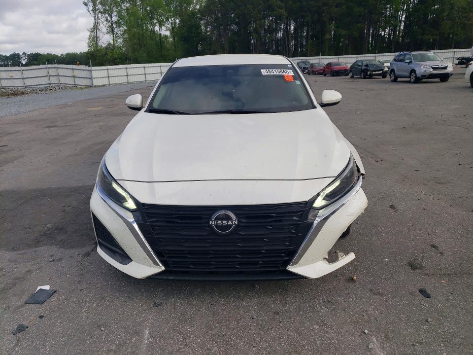 48415846 :رقم المزاد ، 1N4BL4DV4PN379441 vin ، 2023 Nissan Altima مزاد بيع