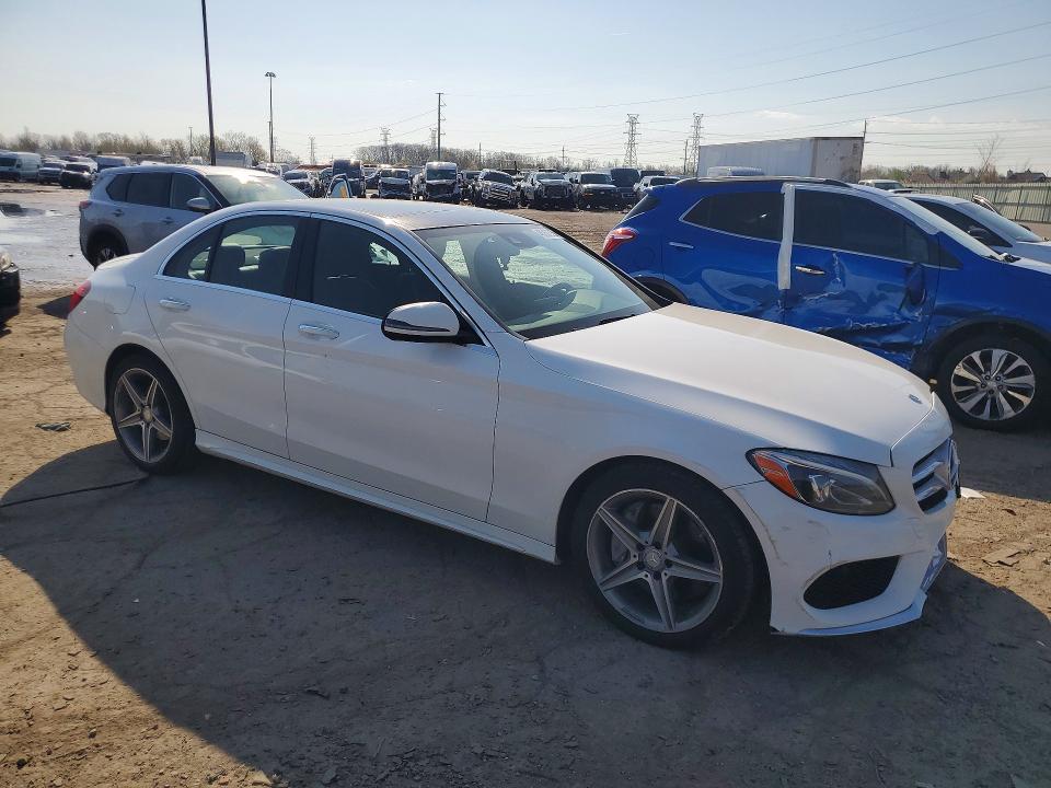 48767226 :رقم المزاد ، 55SWF4KB7HU195220 vin ، 2017 Mercedes-benz C مزاد بيع