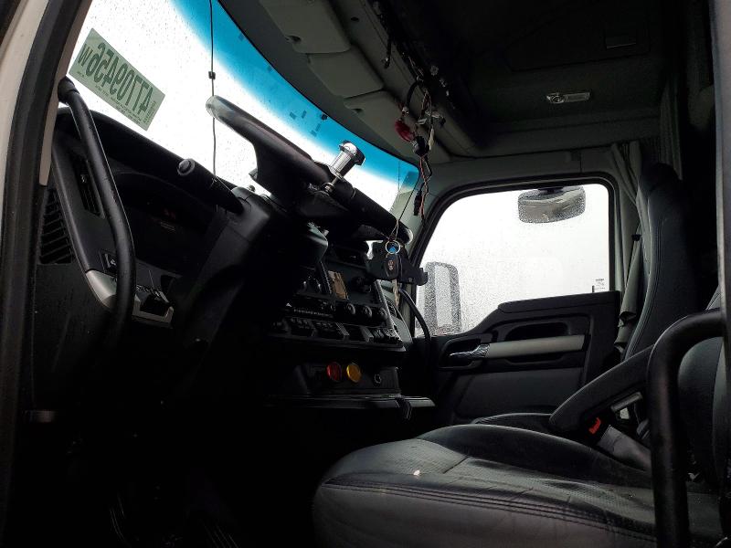 47709456 :رقم المزاد ، 1XKYDP9X0PJ249844 vin ، 2023 Kenworth T680 مزاد بيع
