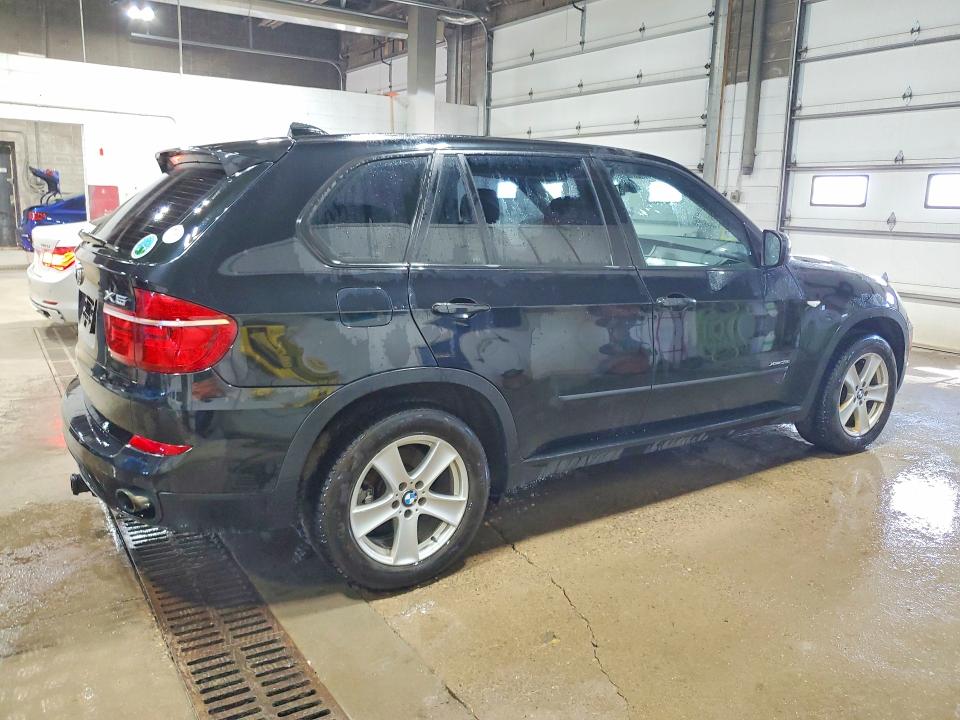 2011 Bmw X5 მანქანა იყიდება აუქციონზე, vin: 5UXZV4C5XBL413499, აუქციონის ნომერი: 46780246