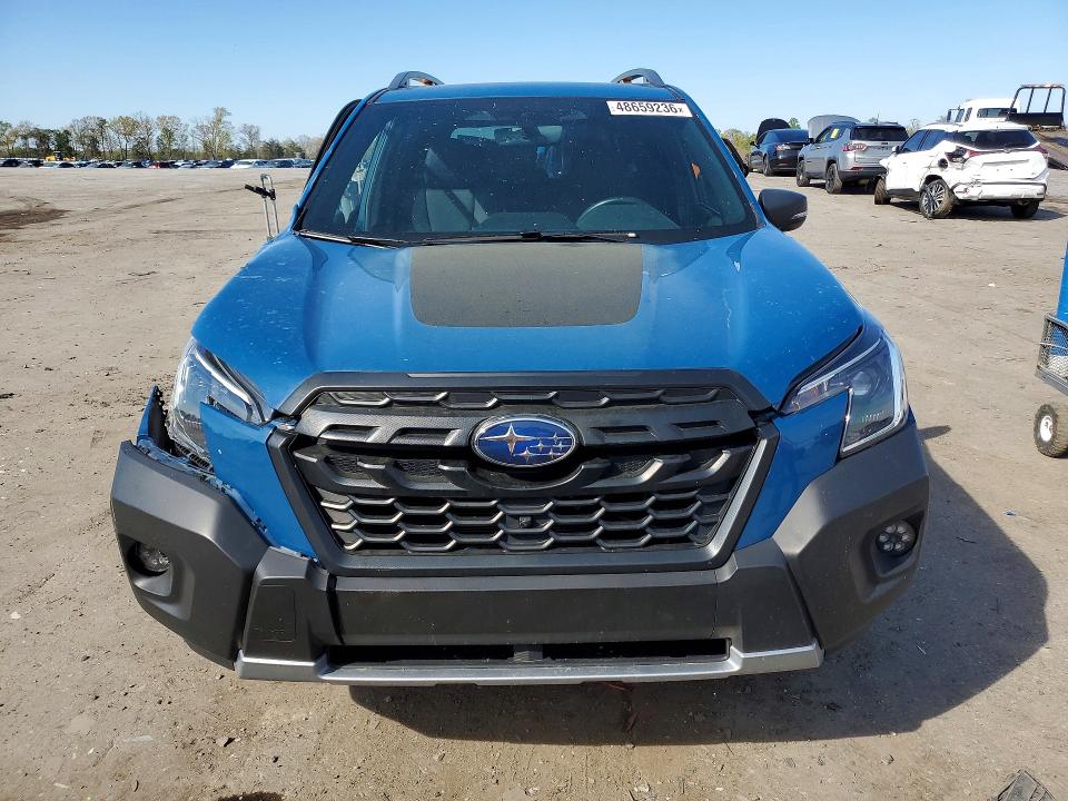 Продажа на аукционе авто 2022 Subaru Forester, vin: JF2SKAMC5NH516717, номер лота: 48659236
