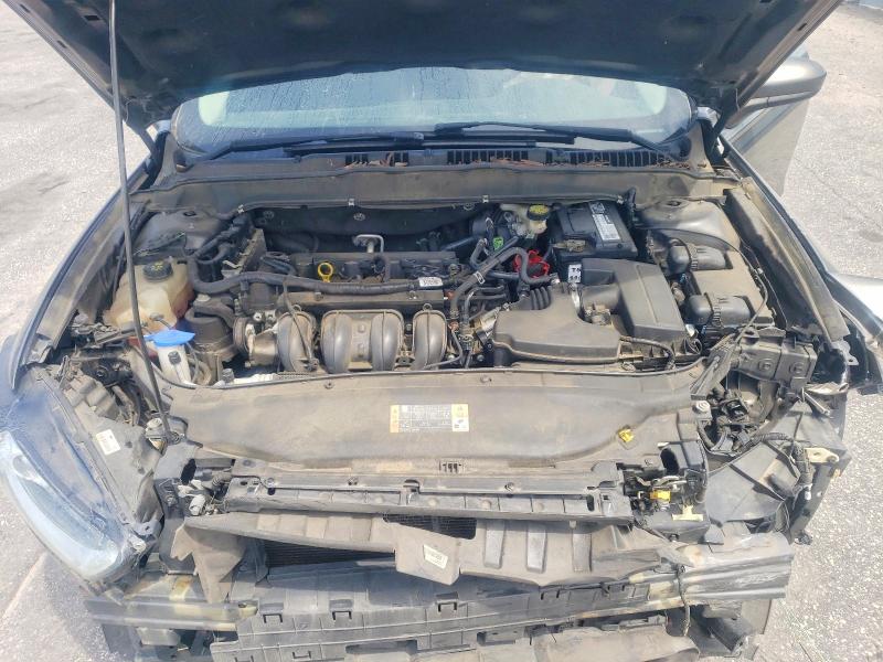 49554426 :رقم المزاد ، 3FA6P0G72GR227182 vin ، 2016 Ford Fusion مزاد بيع
