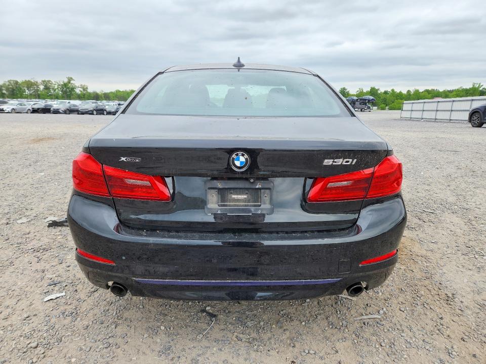 51761136 :رقم المزاد ، WBAJA7C53JWC74681 vin ، 2018 Bmw 530 مزاد بيع