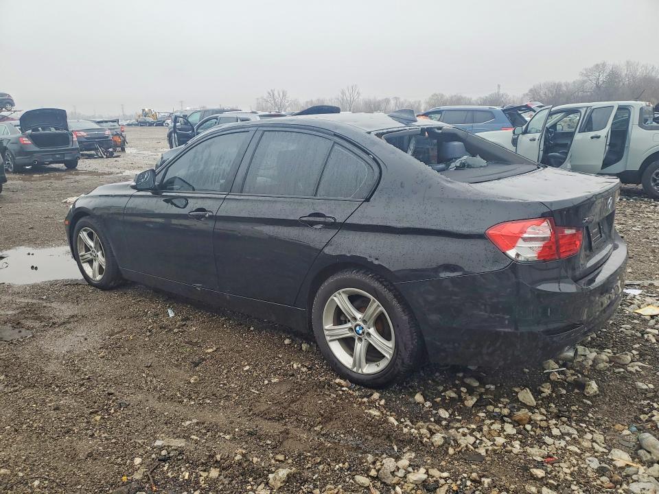 48597046 :رقم المزاد ، WBA3C3G56FNS76747 vin ، 2015 Bmw 320 مزاد بيع