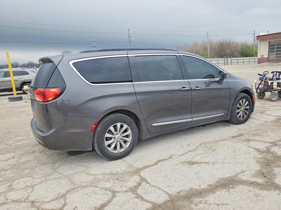 2017 Chrysler Pacifica მანქანა იყიდება აუქციონზე, vin: 2C4RC1BG4HR592437, აუქციონის ნომერი: 48209126