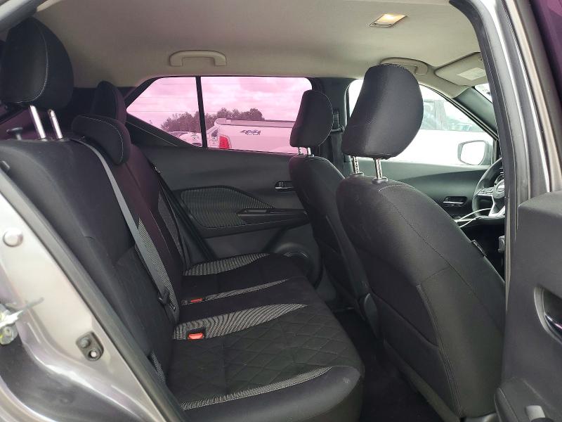 Продажа на аукционе авто 2018 Nissan Kicks, vin: 3N1CP5CU2JL535441, номер лота: 48654496