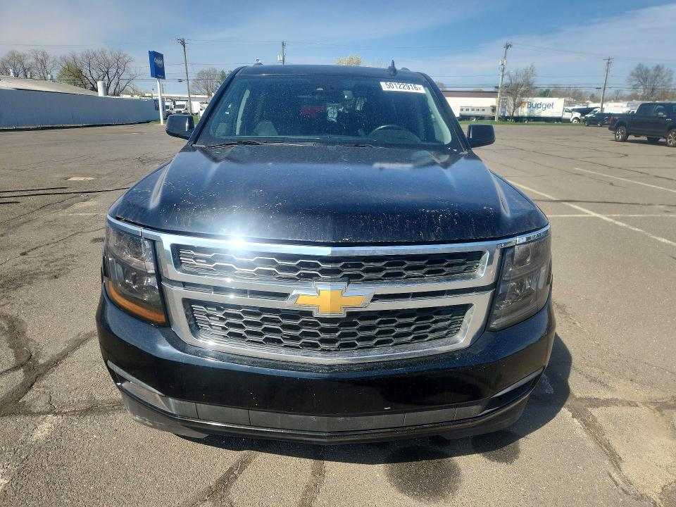 Auction sale of the 2017 Chevrolet Suburban, vin: 1GNSKHKC6HR198512, lot number: 50122916