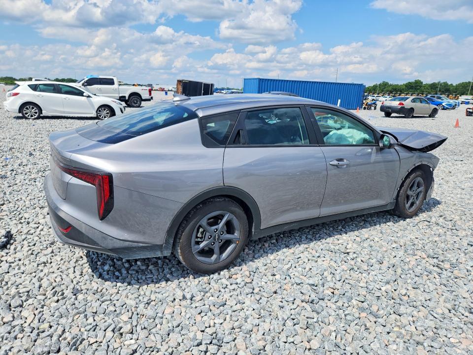 2025 Kia K4 მანქანა იყიდება აუქციონზე, vin: 3KPFT4DE6SE215505, აუქციონის ნომერი: 51314126