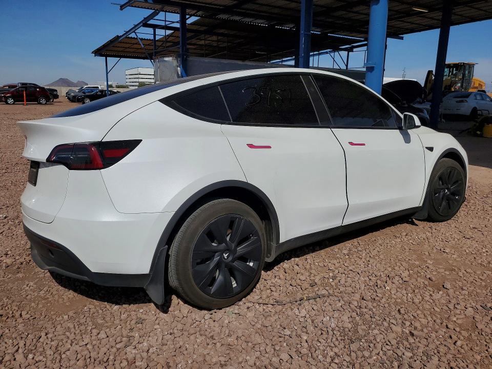 Продажа на аукционе авто 2024 Tesla Model Y, vin: 7SAYGAEE5RF064237, номер лота: 48105326