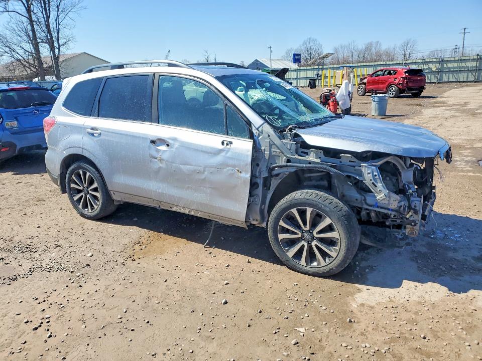 Продаж на аукціоні авто 2017 Subaru Forester, vin: JF2SJGTC9HH425302, номер лоту: 48310076