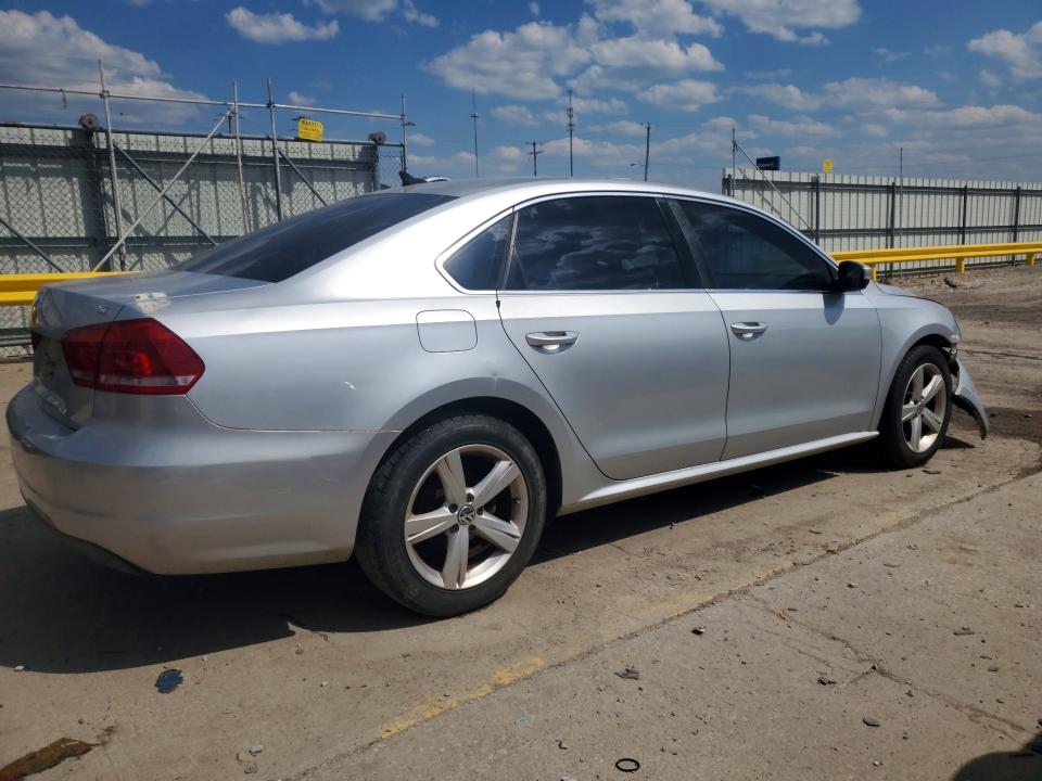 50415526 :رقم المزاد ، 1VWBP7A30DC015931 vin ، 2013 Volkswagen Passat مزاد بيع