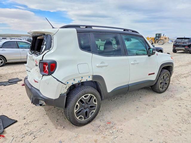 2017 Jeep Renegade მანქანა იყიდება აუქციონზე, vin: ZACCJBCB1HPE47171, აუქციონის ნომერი: 48563196