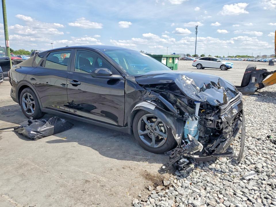 Продажа на аукционе авто 2025 Kia K4, vin: 3KPFT4DE2SE211063, номер лота: 51888846