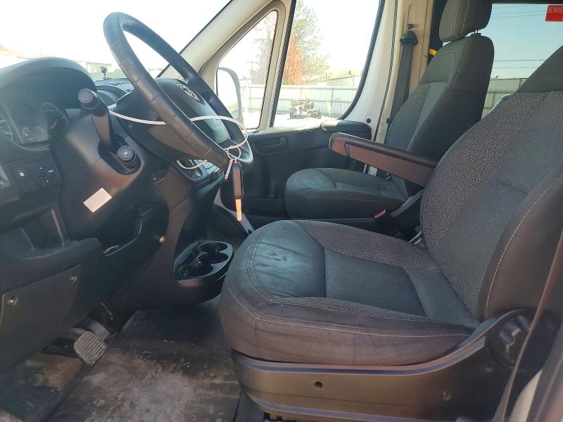 52972926 :رقم المزاد ، 3C6TRVPG8FE518786 vin ، 2015 Ram Promaster 1500 مزاد بيع