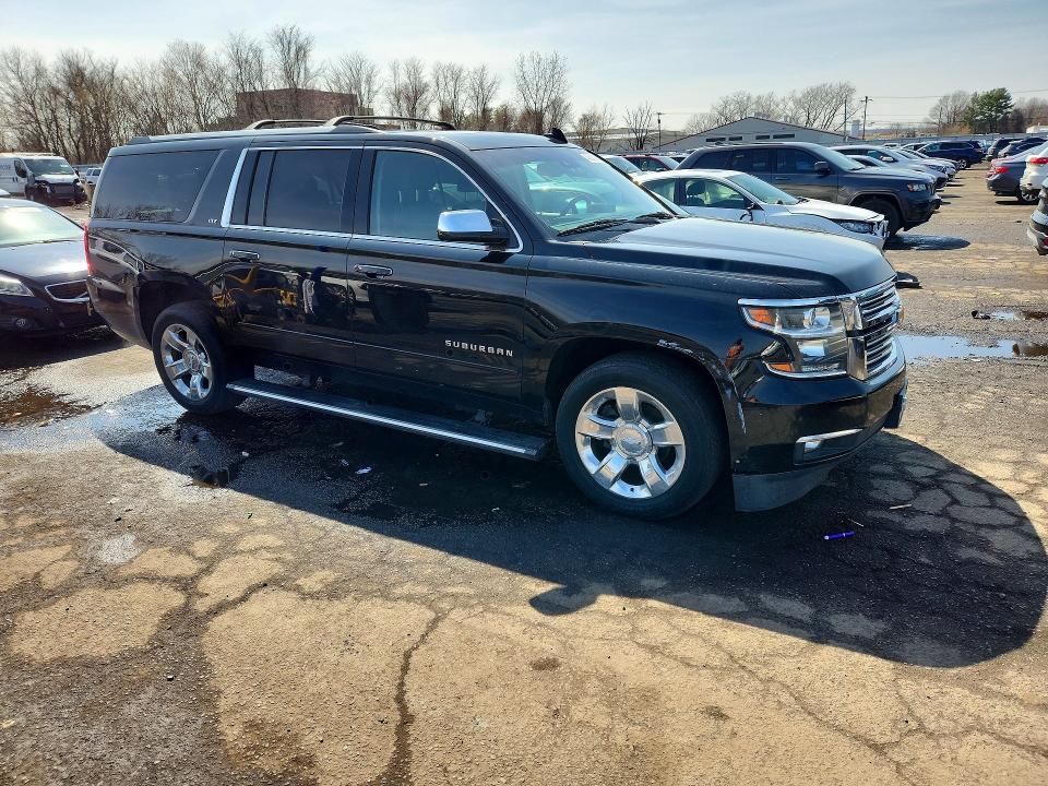 Продажа на аукционе авто 2015 Chevrolet Suburban, vin: 1GNSKKKCXFR549870, номер лота: 48580146