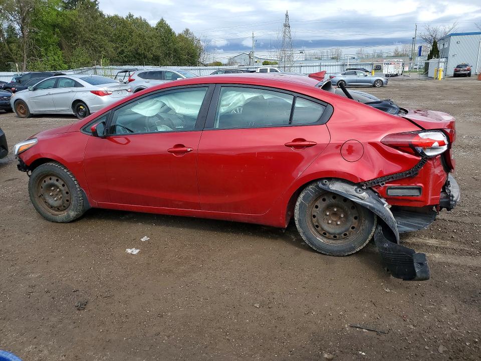 50939596 :رقم المزاد ، 3KPFL4A7XJE269216 vin ، 2018 Kia Forte مزاد بيع