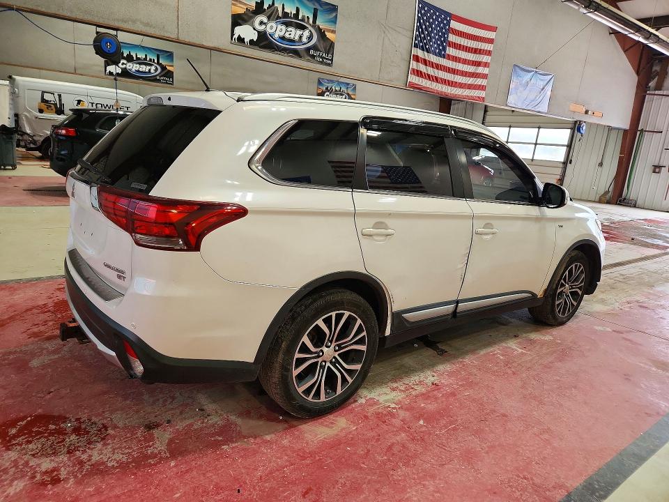 51329976 :رقم المزاد ، JA4JZ4AX6GZ008049 vin ، 2016 Mitsubishi Outlander مزاد بيع
