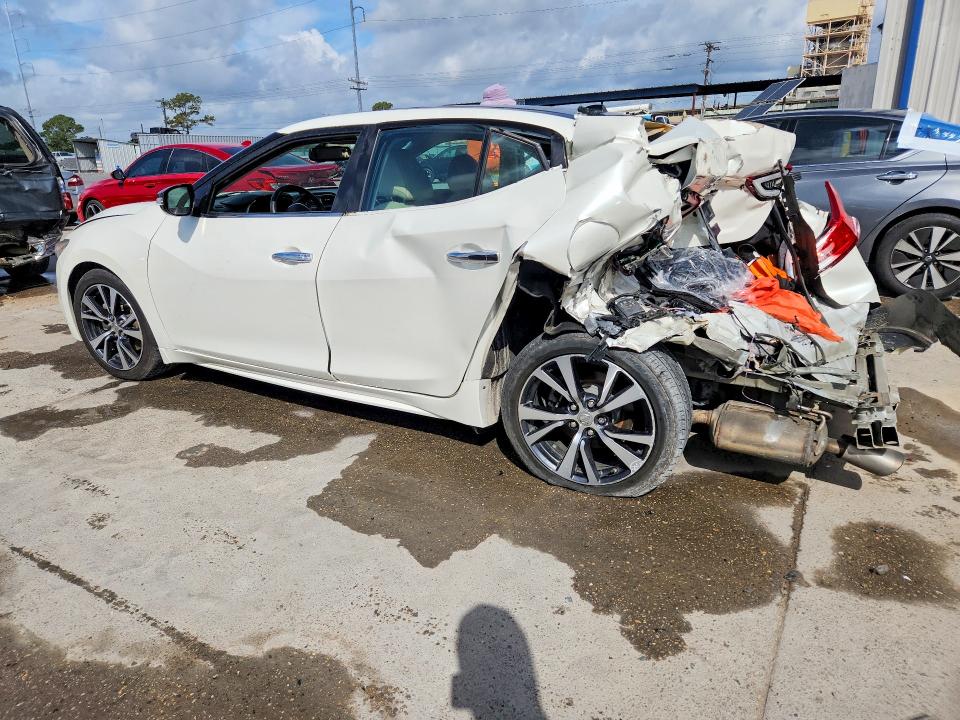 51081086 :رقم المزاد ، 1N4AA6AP6HC427277 vin ، 2017 Nissan Maxima مزاد بيع