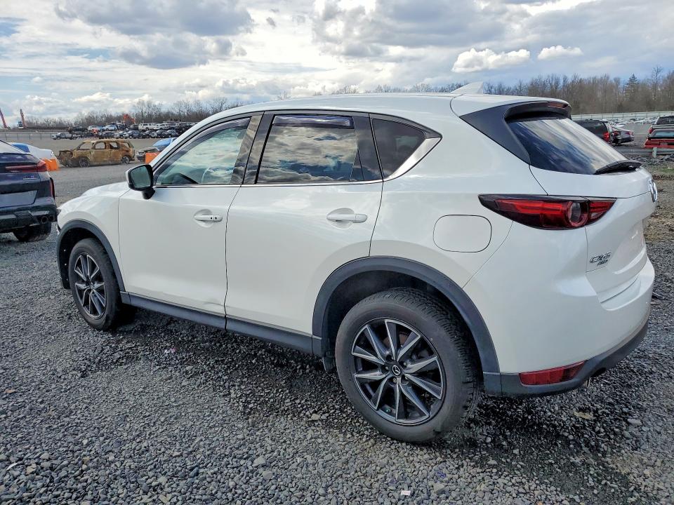48037586 :رقم المزاد ، JM3KFBDL6H0139317 vin ، 2017 Mazda Cx-5 مزاد بيع