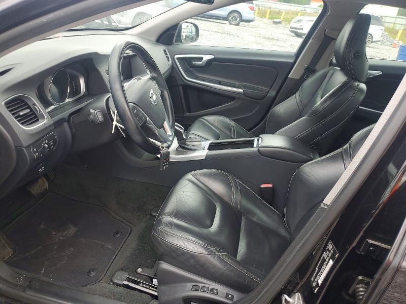 2014 Volvo S60 მანქანა იყიდება აუქციონზე, vin: YV1612FH0E1282135, აუქციონის ნომერი: 51944386