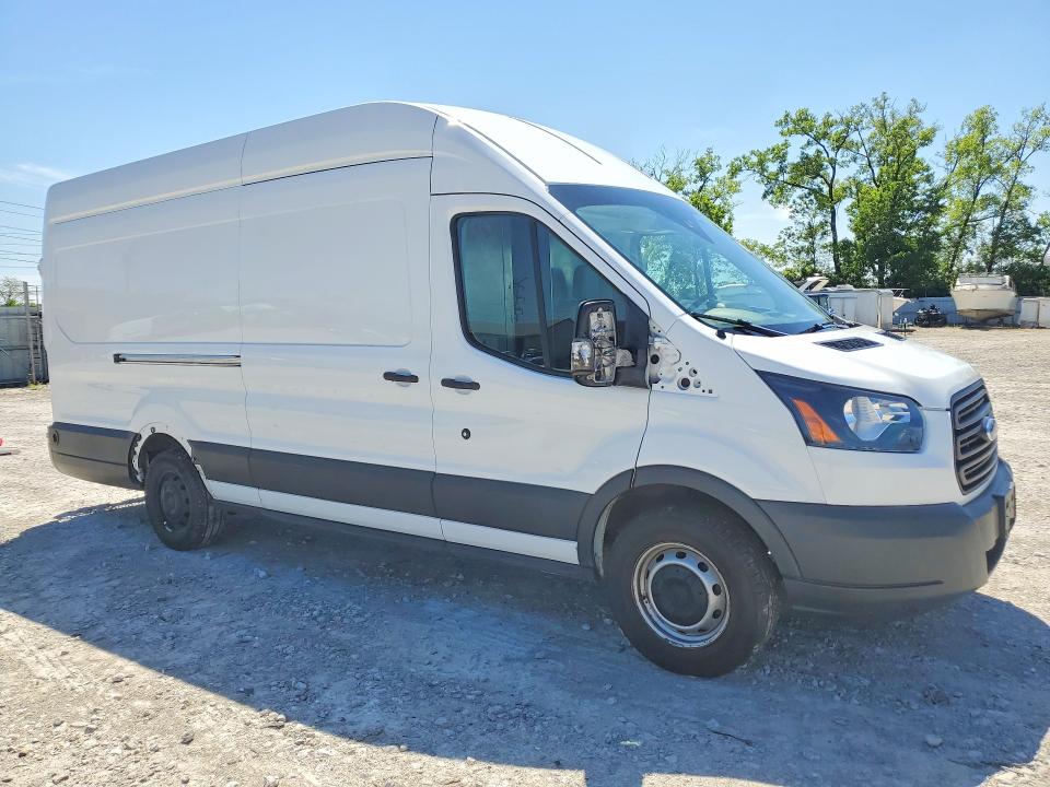 52139086 :رقم المزاد ، 1FTKR3XM9JKB52261 vin ، 2018 Ford Transit مزاد بيع