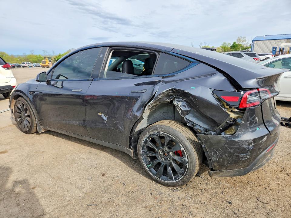 Продаж на аукціоні авто 2024 Tesla Model Y, vin: 7SAYGDEF7RF036790, номер лоту: 51730436