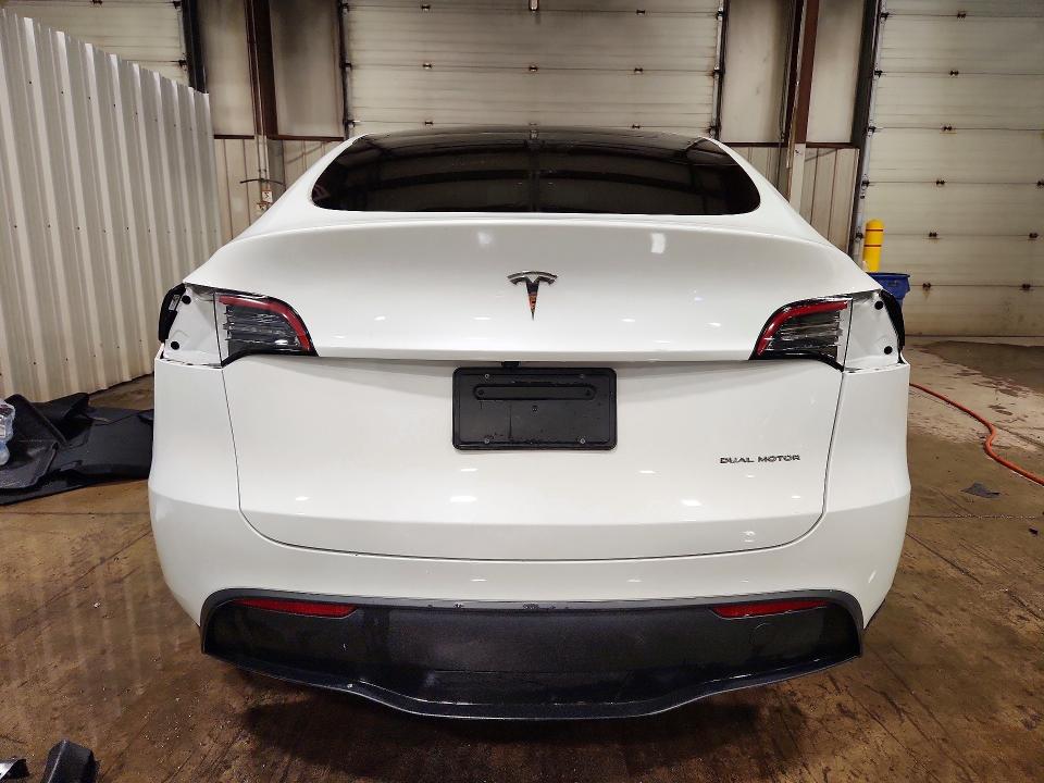 Продаж на аукціоні авто 2023 Tesla Model Y, vin: 7SAYGAEE8PF881991, номер лоту: 51303826