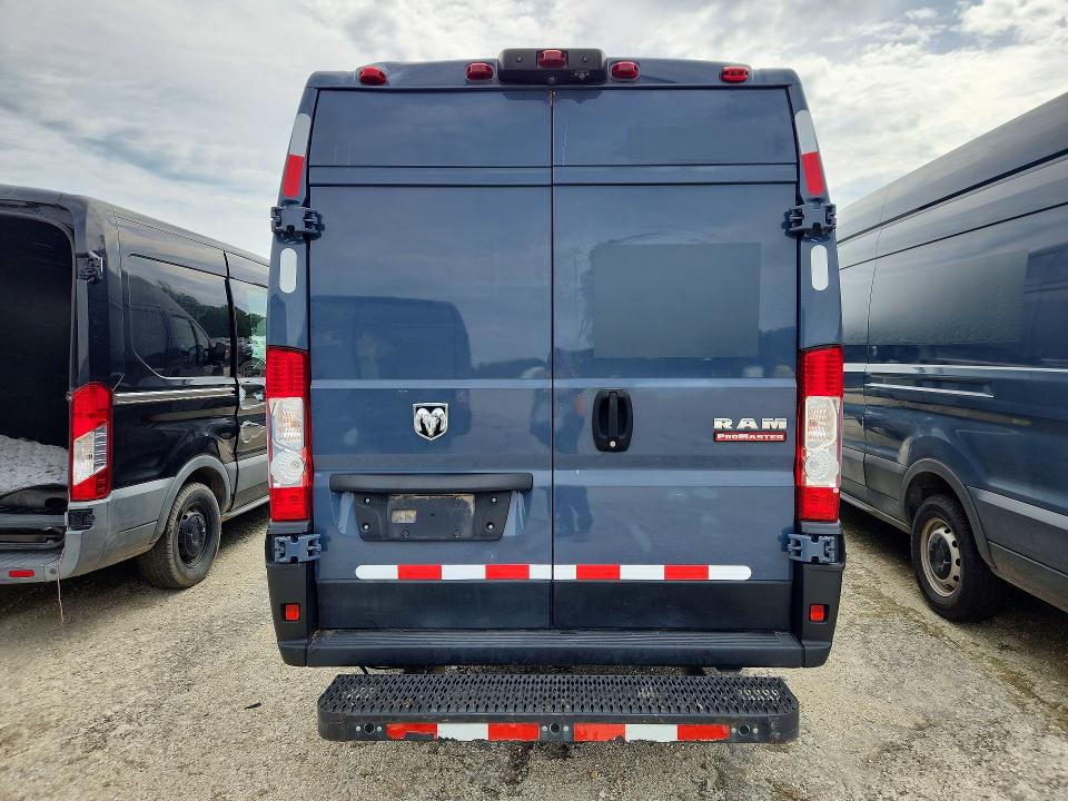 49304306 :رقم المزاد ، 3C6FRVJG6ME503576 vin ، 2021 Ram Promaster 3500 مزاد بيع