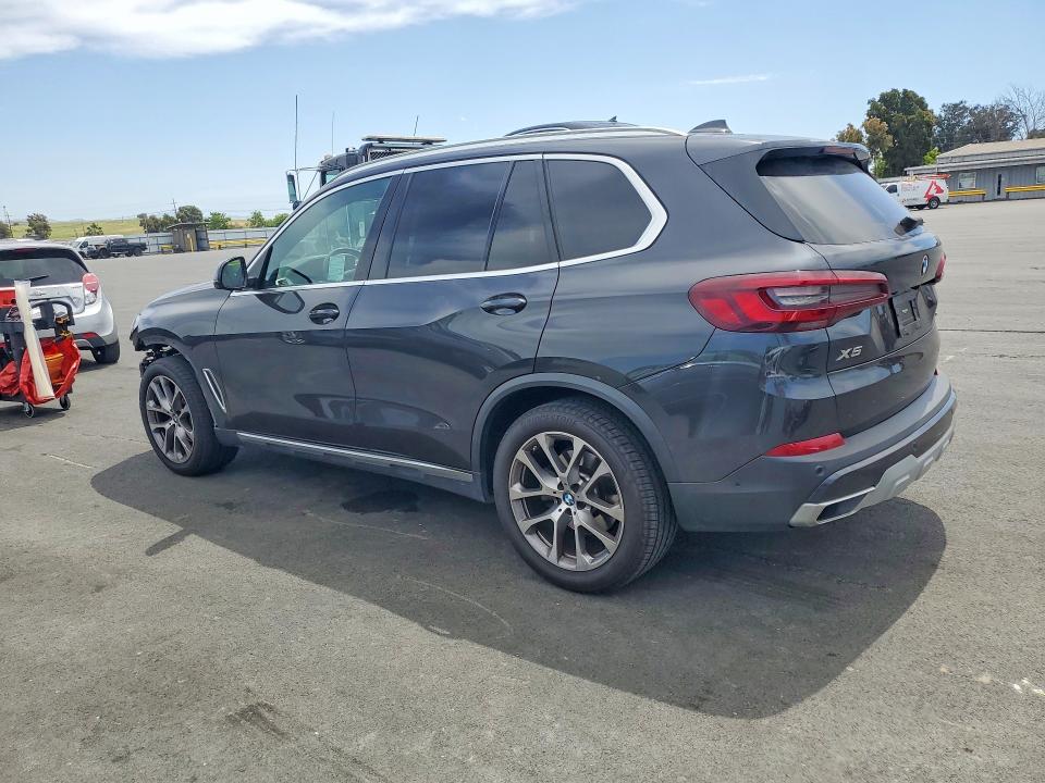 51376136 :رقم المزاد ، 5UXCR6C09N9M48532 vin ، 2022 Bmw X5 مزاد بيع
