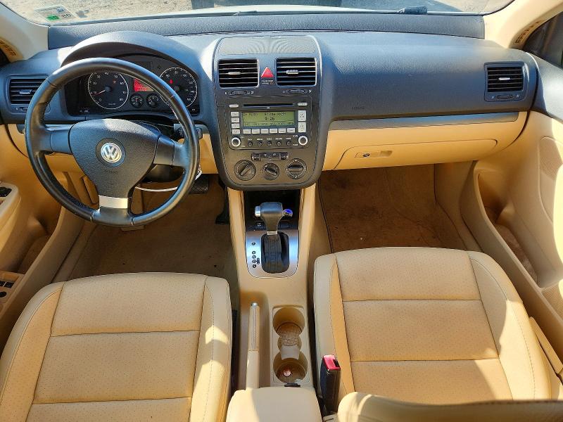 2008 Volkswagen Jetta მანქანა იყიდება აუქციონზე, vin: 3VWRM71K58M065632, აუქციონის ნომერი: 49232816